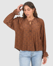 Load image into Gallery viewer, Ada Blouse - Bronzed Leopard
