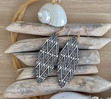 Load image into Gallery viewer, Poly Earrings - Black
